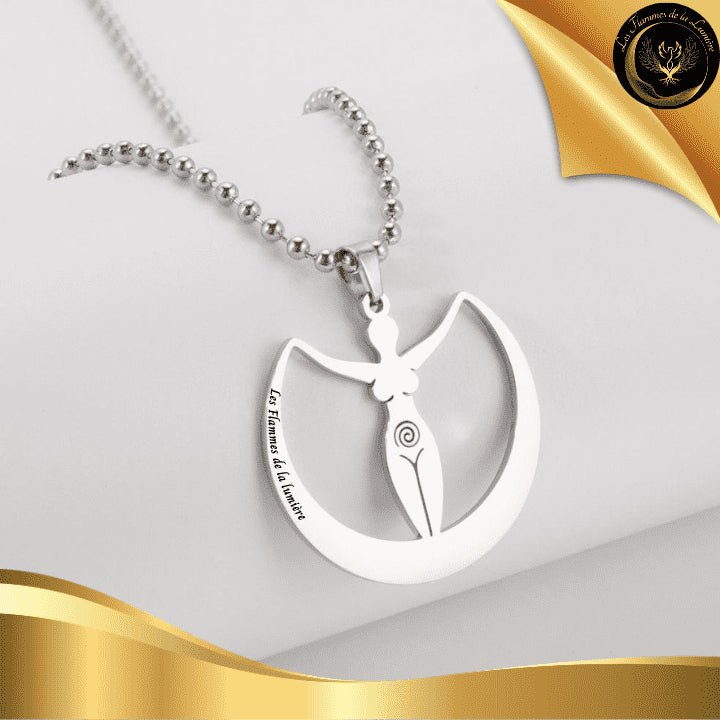 Beau collier en acier inoxydable - Lune disponible chez Les Flammes de la LumiĂšre