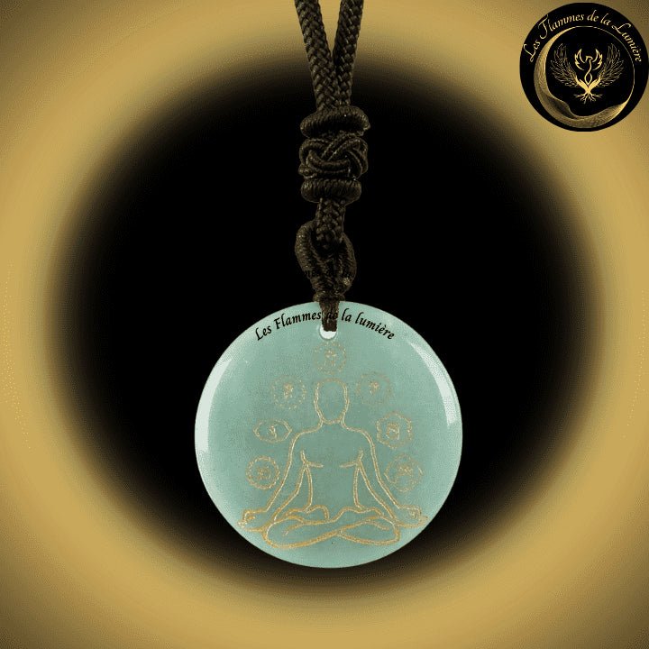 Beau Collier Chakra Yoga en Aventurine Verte disponible chez Les Flammes de la LumiĂšre