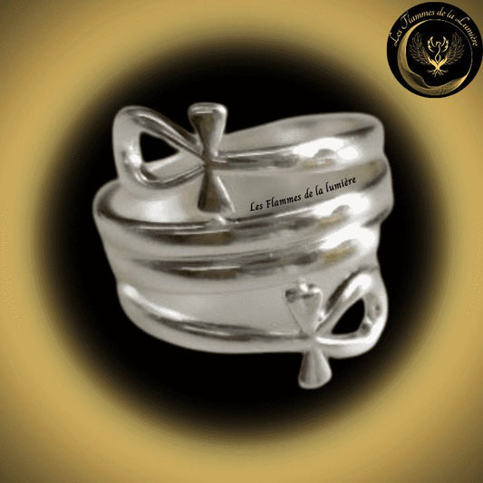 Magnifique bague - Ankh - Acier Inoxydable couleur argent disponible chez Les Flammes de la Lumière