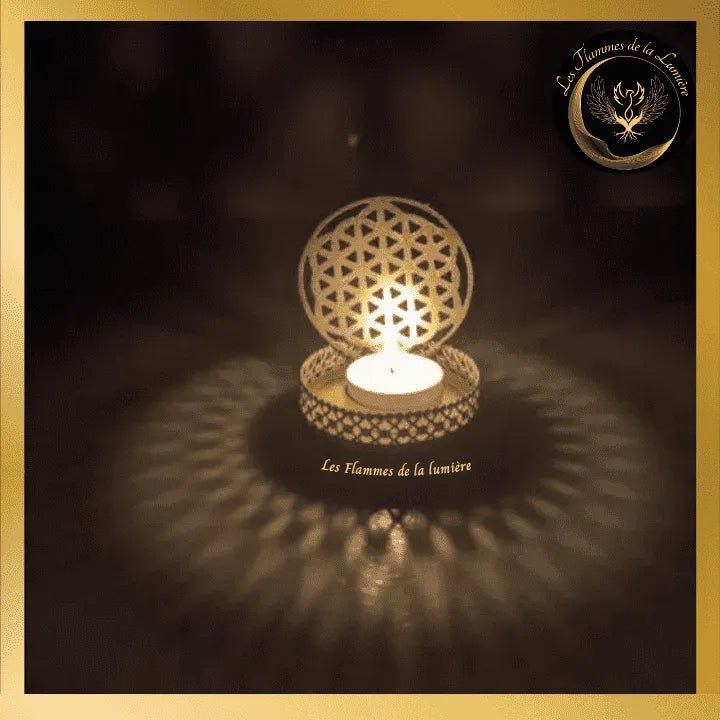 Magnifique Bougeoir doré à réflexion murale - Fleur de Vie - 11cm disponible chez Les Flammes de la LumiÚre