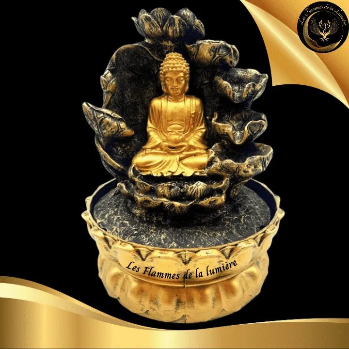 Magnifique Fontaine à eau Cascade - Statue de Bouddha doré en résine avec LED - 28cm disponible chez Les Flammes de la LumiÚre