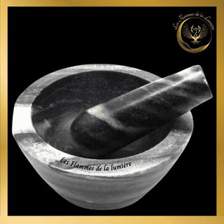 Magnifique Mortier - Marbre ZĂšbre - 13cm disponible chez Les Flammes de la LumiĂšre