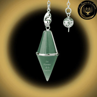 Pendule cĂŽne en Aventurine disponible chez Les Flammes de la LumiĂšre