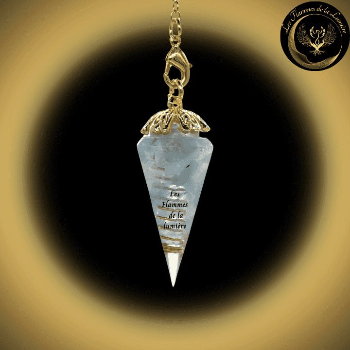 Pendule Orgone cône en Aigue Marine - Orgonite disponible chez Les Flammes de la Lumière