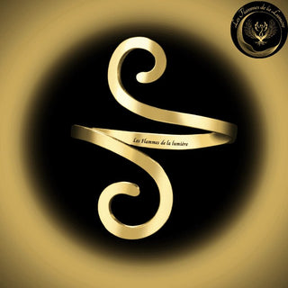 TrĂšs belle bague en acier inoxydable disponible chez Les Flammes de la LumiĂšre