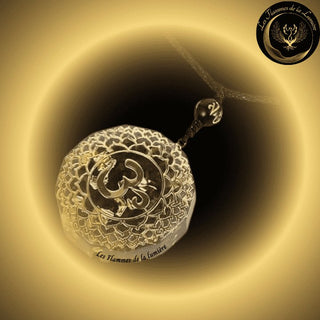 Améthyste - TrÚs joli collier orgone - OM - Bouddhisme disponible chez Les Flammes de la LumiÚre