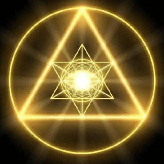 Triangle d'Or d'Isis: Formation Énergétique de Guérison Ancienne disponible chez Les Flammes de la Lumière