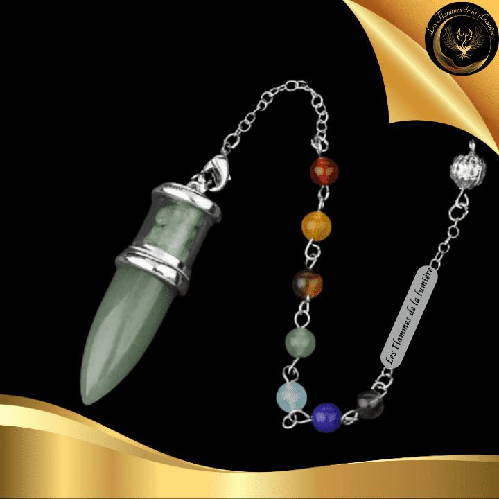 Beau Pendule 7 chakras & Aventurine Verte disponible chez Les Flammes de la Lumière