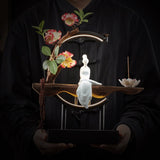 Féérique & Elégant Porte-Encens Japonais lumineux en céramique disponible chez Les Flammes de la Lumière