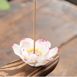 Féérique & Elégant Porte-Encens Japonais lumineux disponible chez Les Flammes de la Lumière