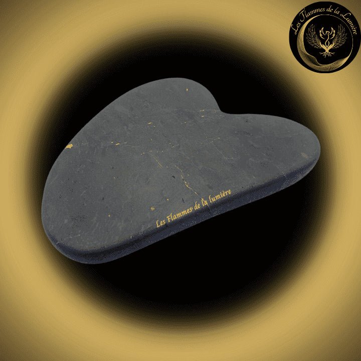 Gua Sha - Shungite - Pierre de Massage - 100% naturelle - 8,5x5.5cm disponible chez Les Flammes de la Lumière