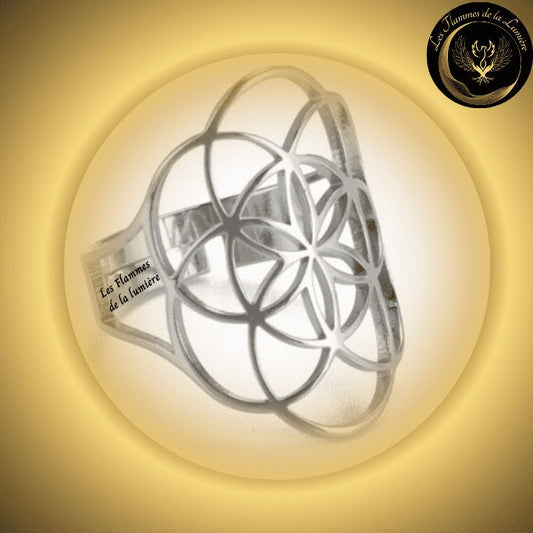 Magnifique Bague ajustable - Fleur de vie - acier inoxydable - géométrie sacrée disponible chez Les Flammes de la Lumière