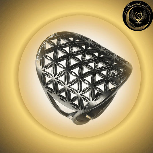Magnifique Bague ajustable - Fleur de vie - acier inoxydable - géométrie sacrée disponible chez Les Flammes de la Lumière