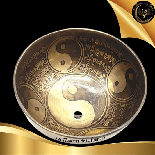 Magnifique Bol Tibétain en bronze pur - 15 cm - 700g - Géométrie Sacrée - Yin Yang disponible chez Les Flammes de la Lumière