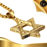 Magnifique collier en acier inoxydable 316L avec l'étoile de David disponible chez Les Flammes de la Lumière