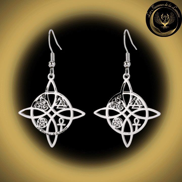 Magnifiques boucles d'oreilles - Acier inoxydable - Triskel - Egypte disponible chez Les Flammes de la Lumière