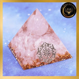Quartz Rose - Magnifique Pyramide en orgonite - Sri Yantra - 6 ou 8 cm disponible chez Les Flammes de la Lumière