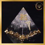 Obsidienne noire & Cristal de roche - Magnifique Pyramide en orgonite - 5 à 8 cm disponible chez Les Flammes de la Lumière