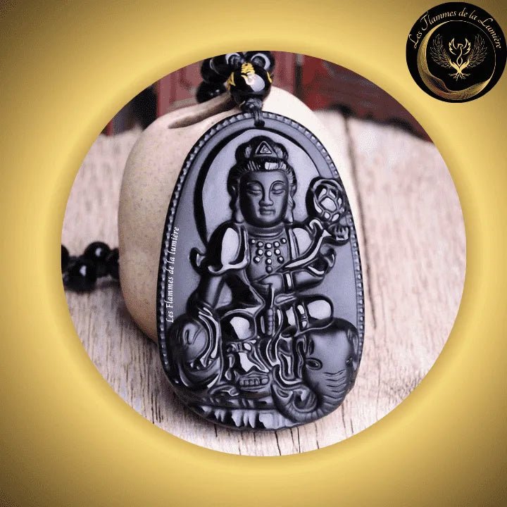 Obsidienne noire sculptée - Sublime collier Bouddha Amitabha - Amulette de Chance & Protection disponible chez Les Flammes de la Lumière