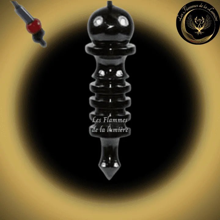 Pendule Isis en Métal noir - Pendule Egyptien disponible chez Les Flammes de la Lumière