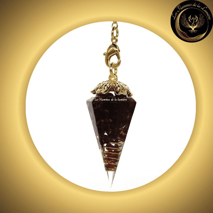 Pendule Orgone cône en Grenat - Orgonite disponible chez Les Flammes de la Lumière