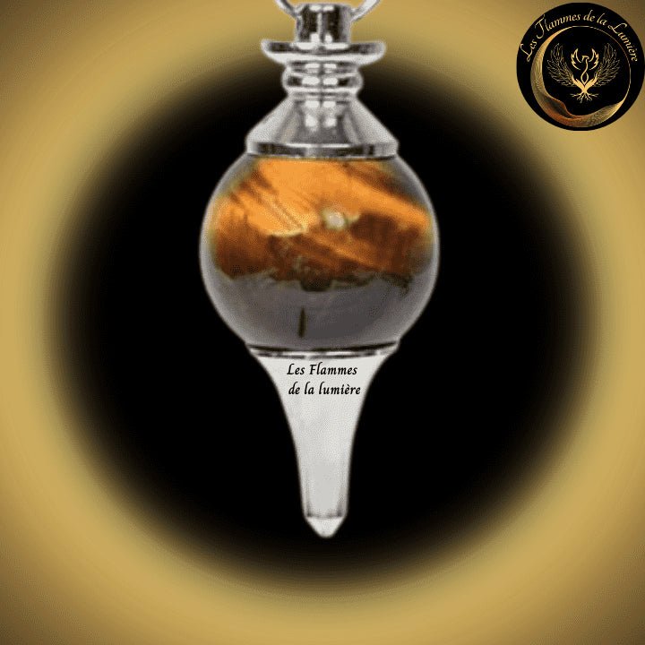 Pendule Séphoroton en Oeil De Tigre disponible chez Les Flammes de la Lumière