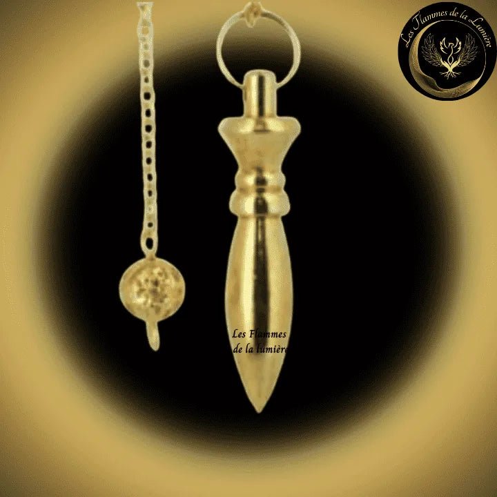 Pendule Thot (ou karnak) en Métal doré - Pendule Egyptien disponible chez Les Flammes de la Lumière