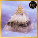 Quartz rose & Améthyste & Cristal de Roche - Magnifique Pyramide en orgonite - Sri Yantra - 6 à 8 cm