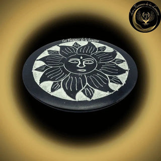Saponite - Très beau Porte-Encens - Soleil - 10cm disponible chez Les Flammes de la Lumière