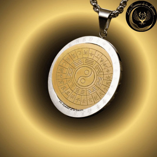 Sublime collier - Yin Yang - Pendentif rotatif - acier inoxydable disponible chez Les Flammes de la Lumière