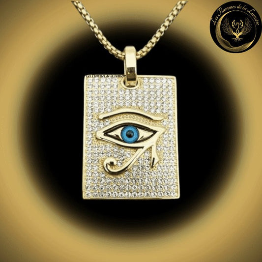 Très beau collier avec Oeil d'Horus disponible chez Les Flammes de la Lumière