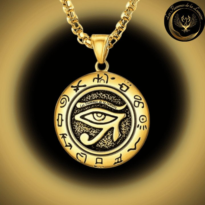 Très beau collier avec Oeil d'Horus disponible chez Les Flammes de la Lumière