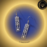 Très belles boucles d'oreilles Egyptienne - Acier inoxydable - couleur argent disponible chez Les Flammes de la Lumière