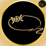 Très joli bracelet en acier inoxydable pentagramme et triple lune couleur or disponible chez Les Flammes de la Lumière