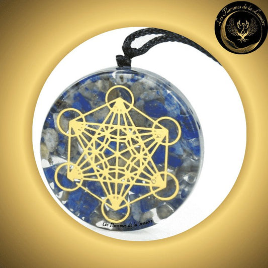 Lapis-Lazuli - Très joli collier orgone - Cube de Métatron disponible chez Les Flammes de la Lumière