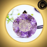 Améthyste - Très joli Collier - pendentif orgone - Sri Tantra - Géométrie Sacrée disponible chez Les Flammes de la Lumière